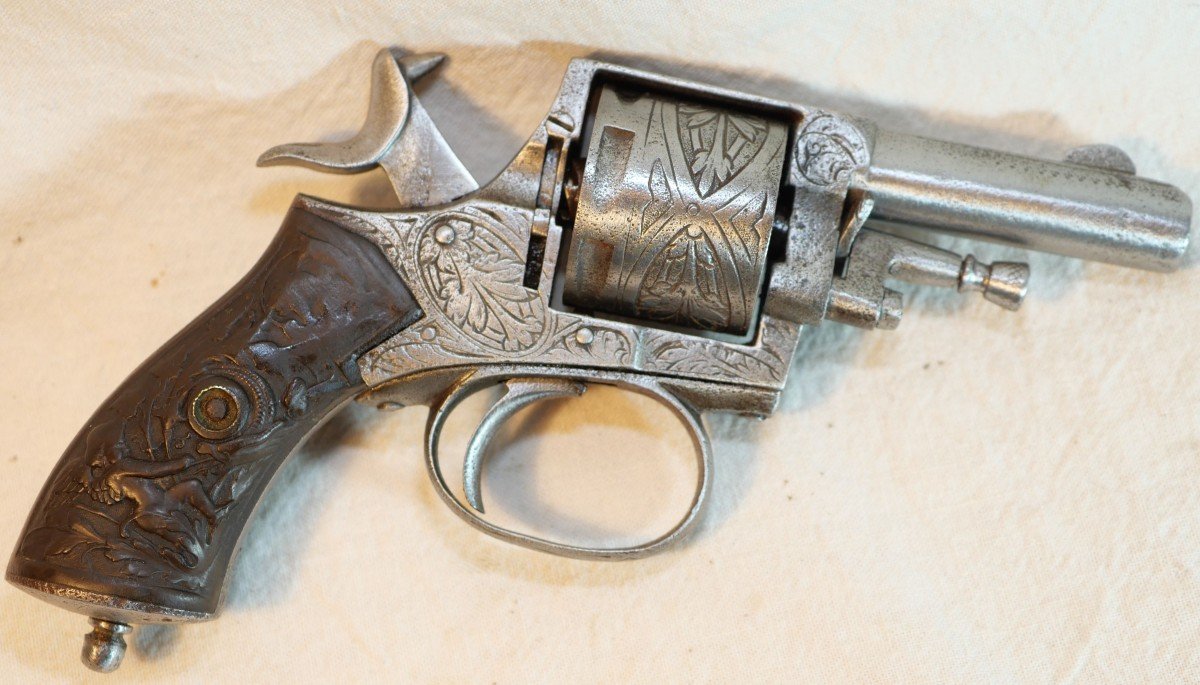 British Constabulary Revolver With Corozo Plates Angel Slaying A Dragon Ref Her24rev007-photo-3