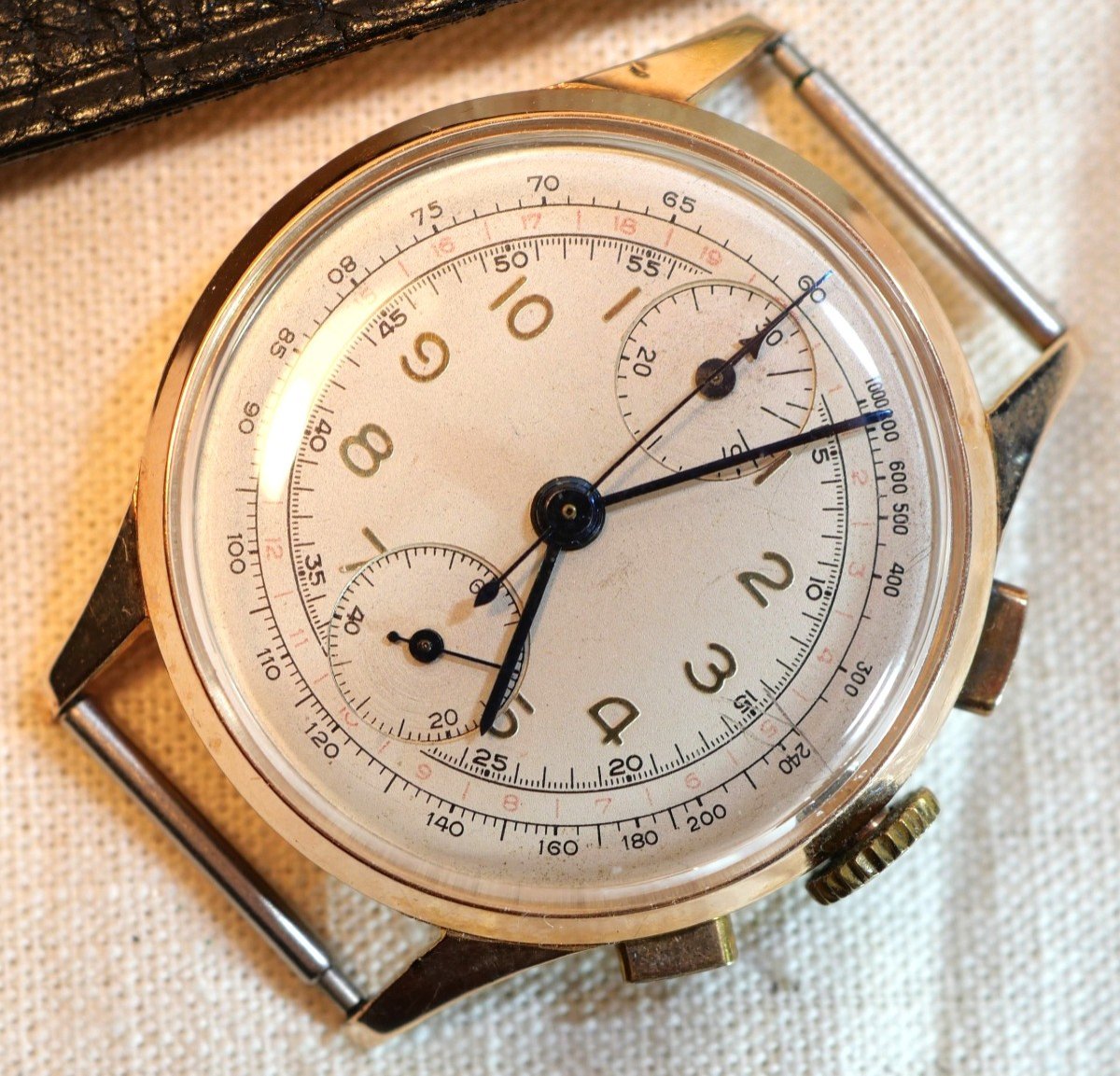 18k Gold Chronograph Wristwatch 18k Calibre Venus - 50s/60s Revised - Sbx20chr00-photo-3