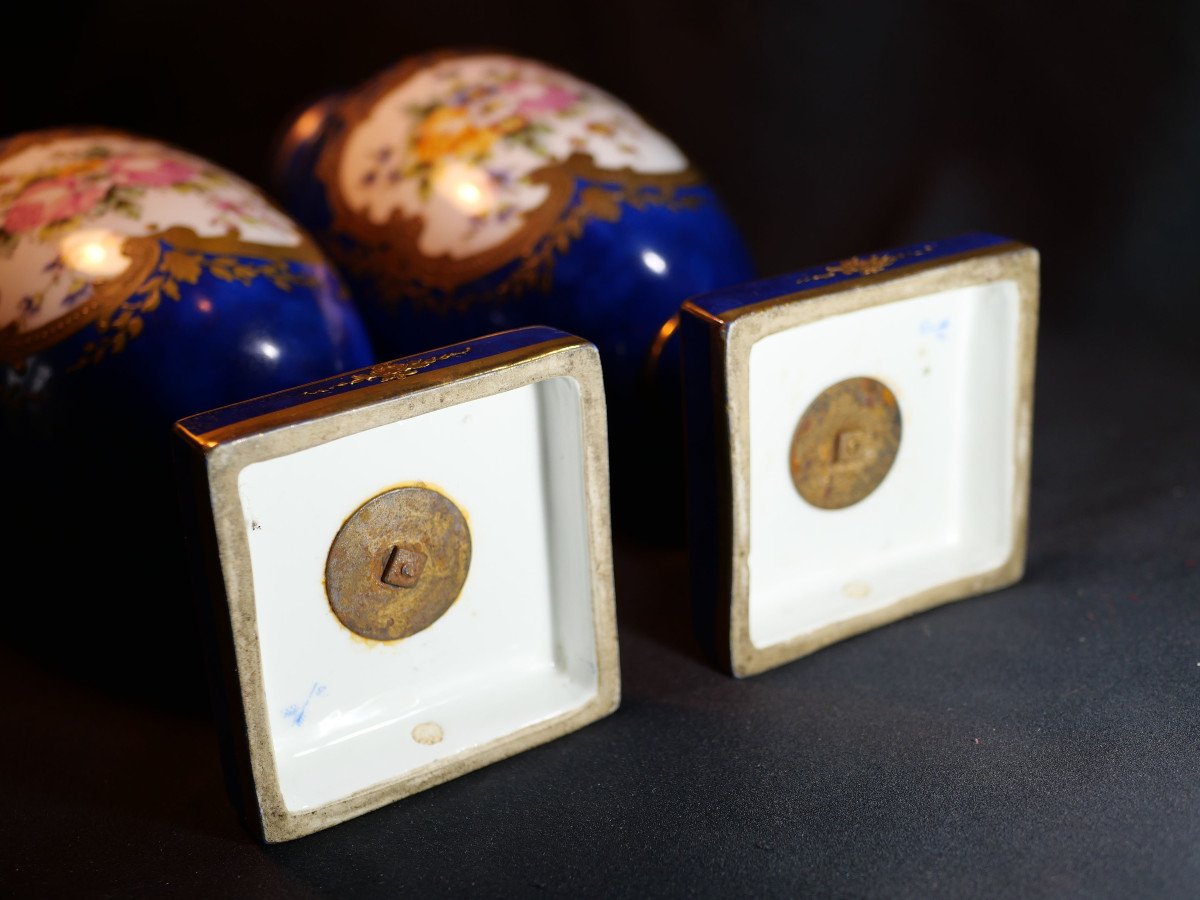 Pair Of Porcelain Baluster Vases With Polychrome Decoration Famille De Roses Boissette 1778 Sch24vas001-photo-4