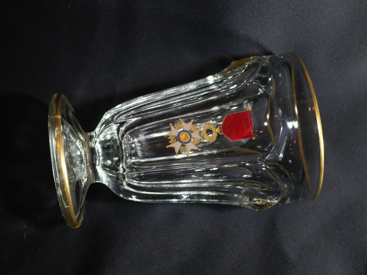 Grand Verre à Pied Moulé à Décor De l'Ordre De La Légion d'Honneur XIX - Ref  Sbx25leg001-photo-7