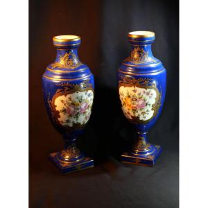 Pair Of Porcelain Baluster Vases With Polychrome Decoration Famille De Roses Boissette 1778 Sch24vas001