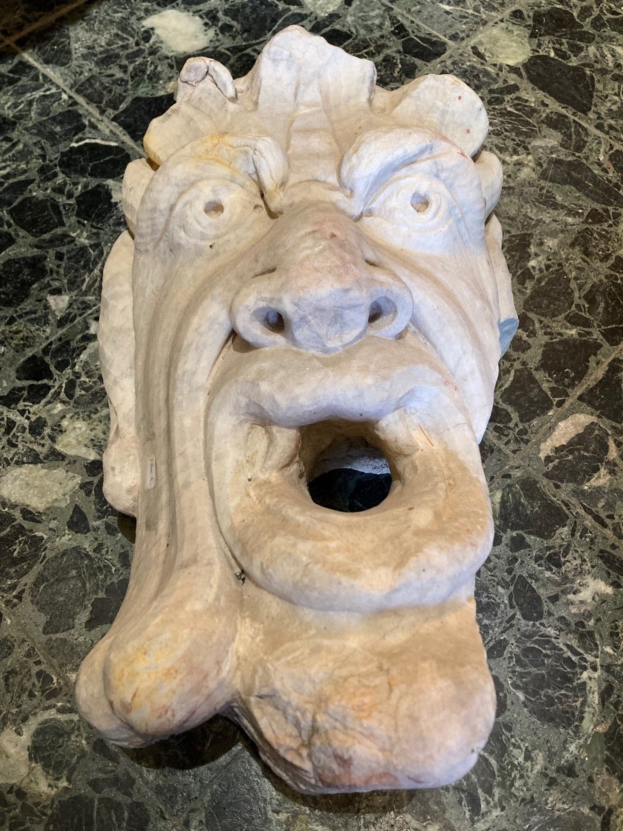 Marble Fountain Mask-photo-3