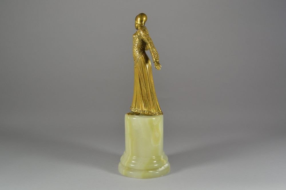 Georges Gori (act. 1930) Bronze Lady On Onyx Base-photo-3