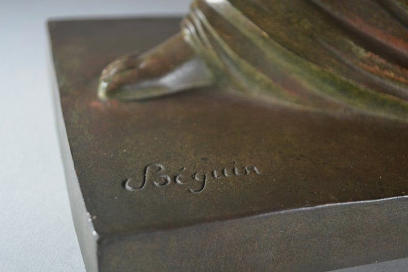 G. Beguin Sculpture En Bronze Femme   Neo- Classique Art Deco-photo-1