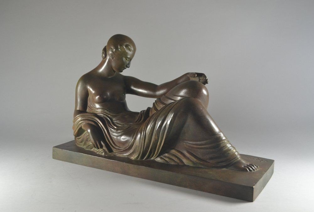 G. Beguin Sculpture En Bronze Femme   Neo- Classique Art Deco