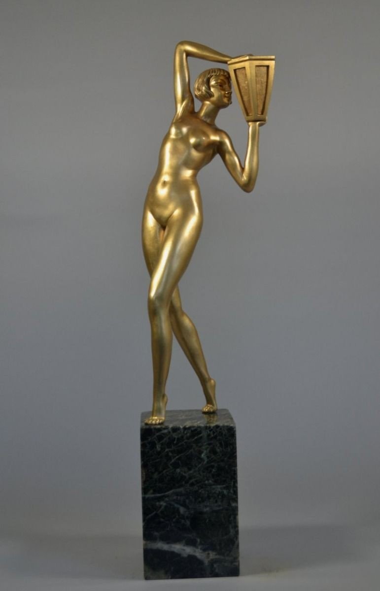 Tall 62cm Bronze Lady Holding A Jar. Probably P. Le Faguays-photo-1