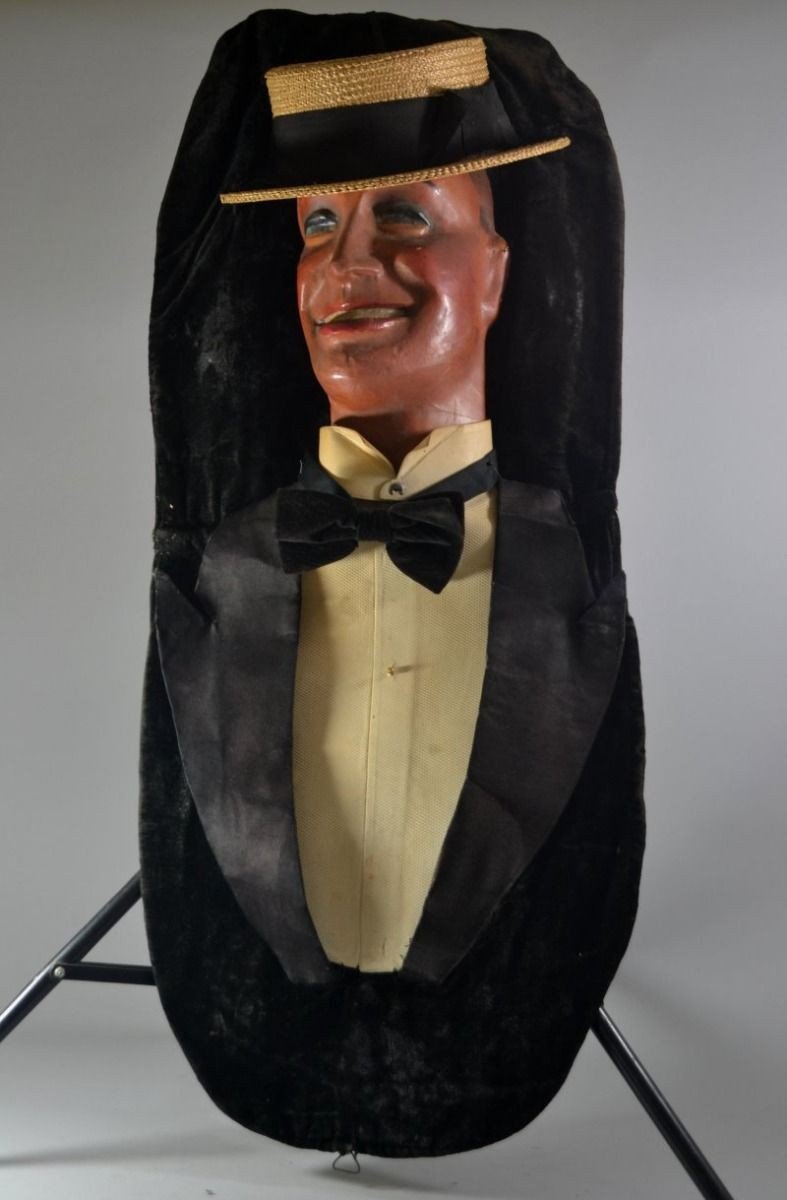 Mannequin 1930 Maurice Chevalier Show Business Art Déco 