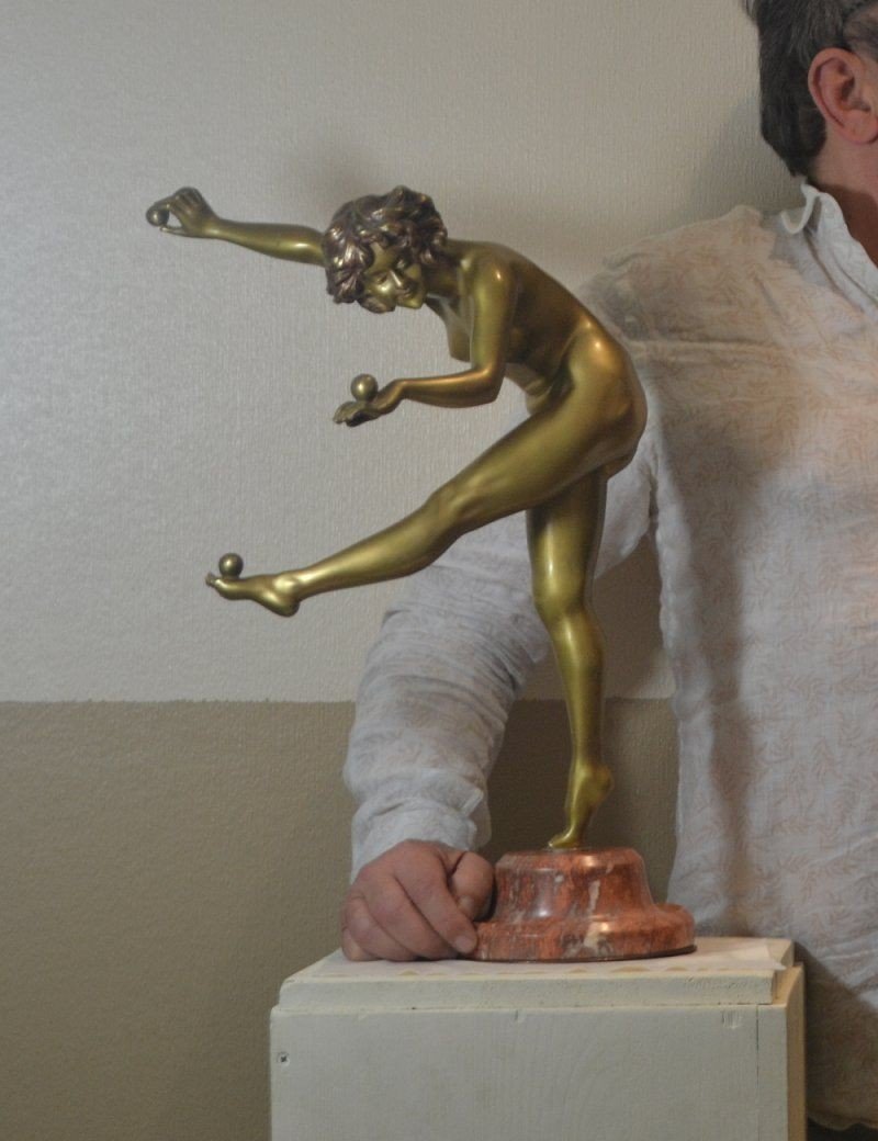 Claire Colinet, Grande Jongleuse En Bronze De 53 Cm-photo-2