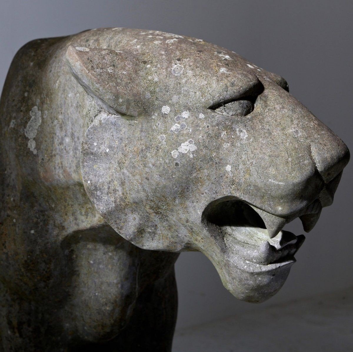 Impressive Architectural Stone Panther / Jaguar.-photo-2