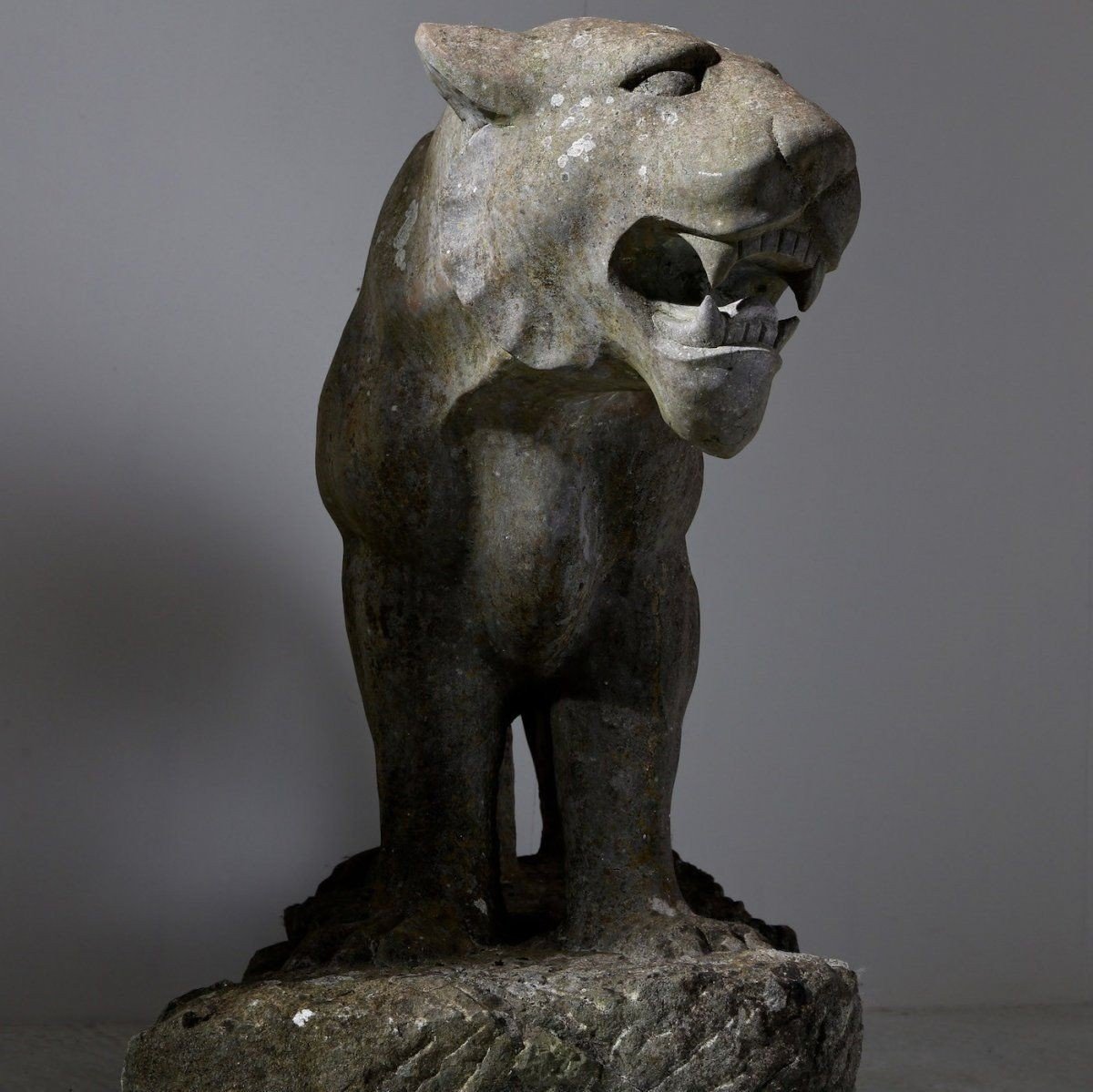 Impressive Architectural Stone Panther / Jaguar.-photo-4