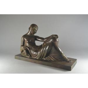 G. Beguin Classic Art Deco Bronze Reclining Lady