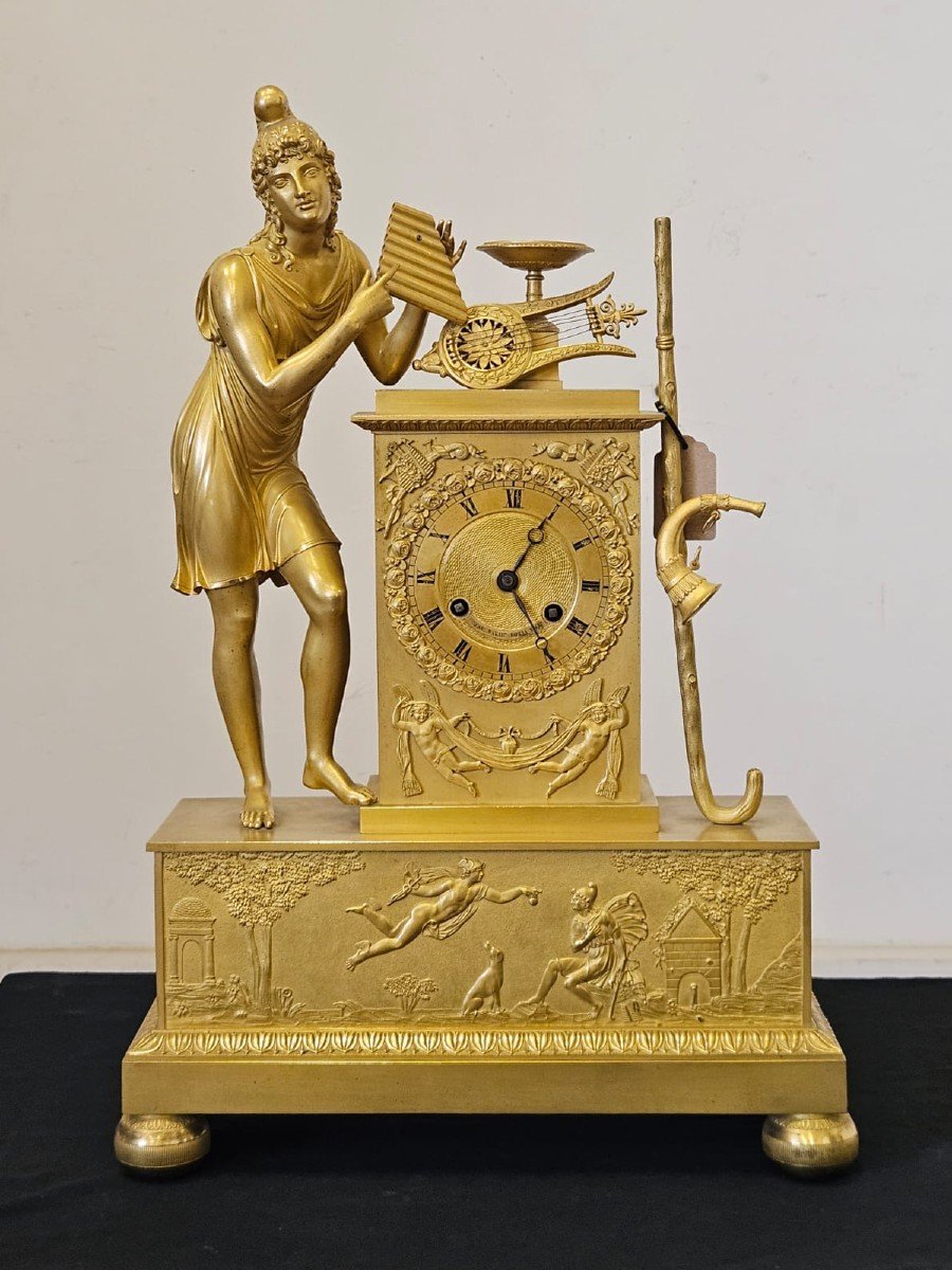 "parigina" Clock In Gilded Bronze - 19th Century