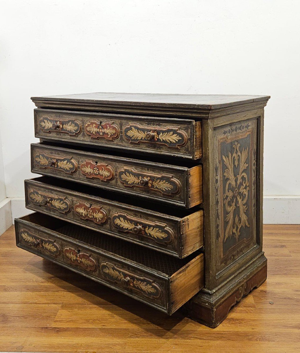 Commode Ancienne En Bois Sculpté Et Laqué - XVIIIe Siècle-photo-3