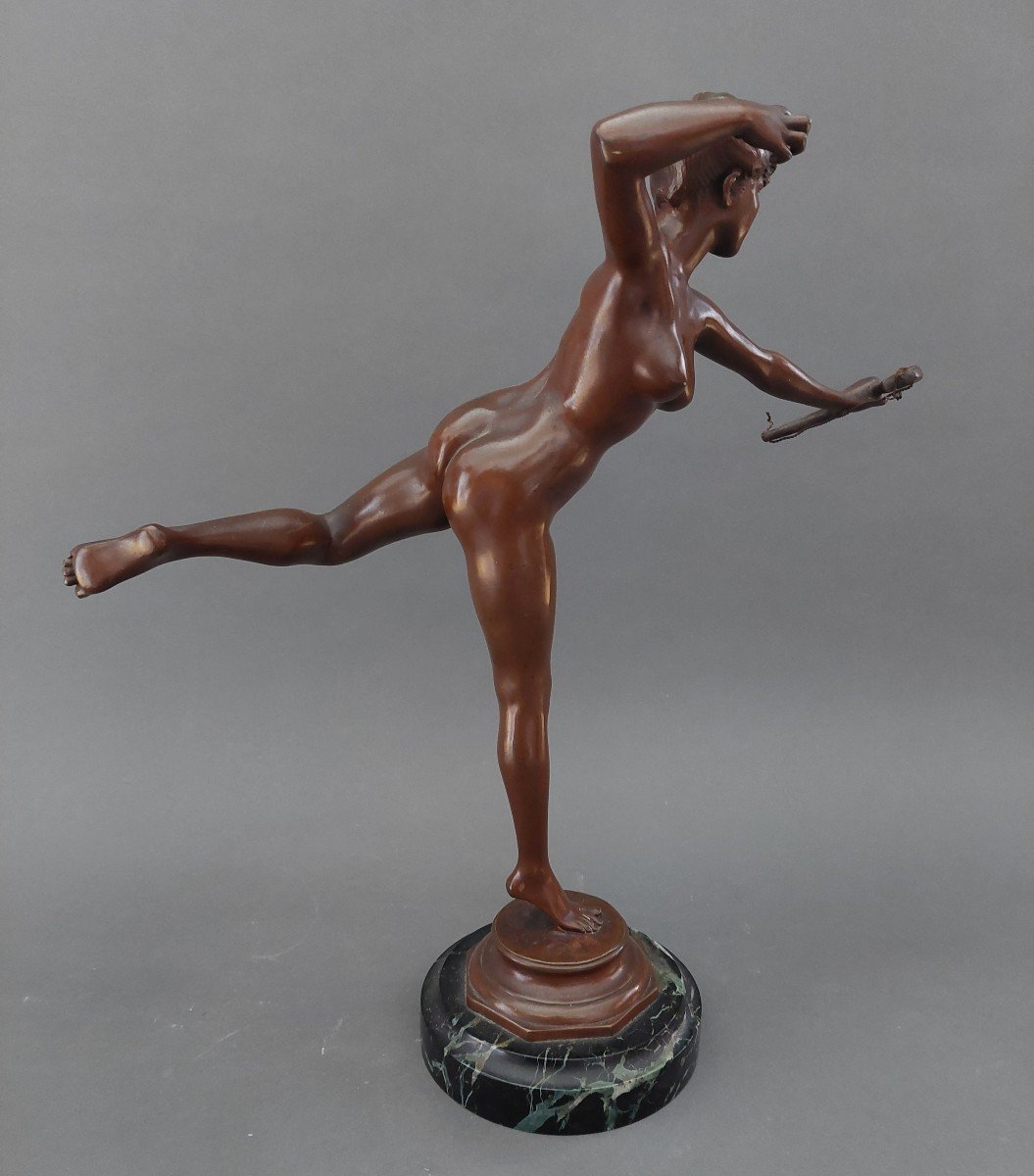 Diana Hunter. Bronze J Falguiere. 1831-1900.-photo-2