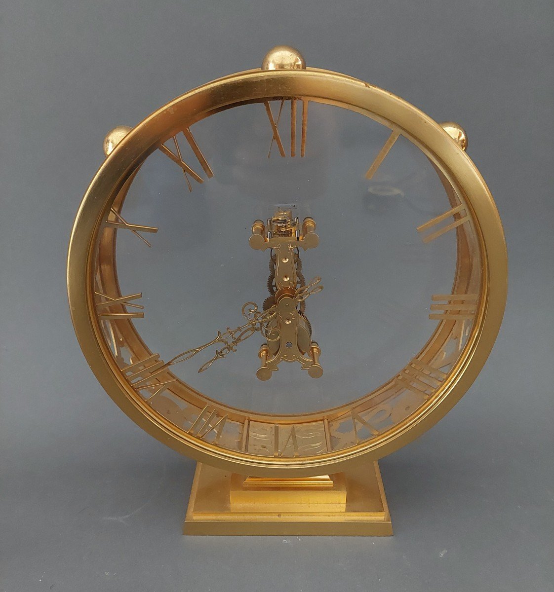 Horloge. Le Bronze Au 20ème Siècle.