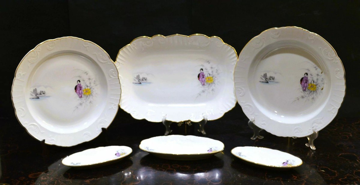 Porcelain Tableware From The Portuguese Brand Vista Alegre-photo-2