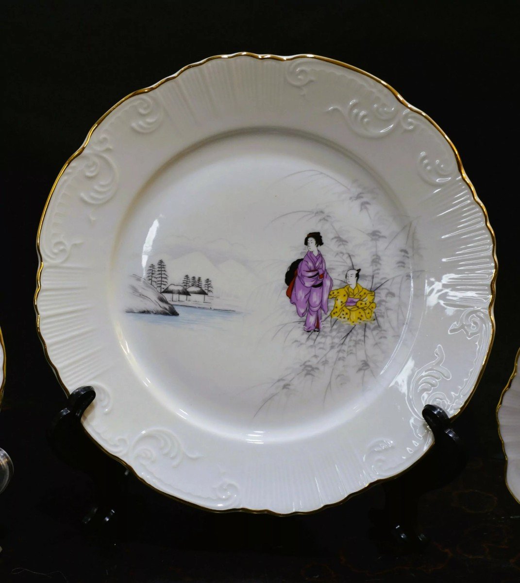 Porcelain Tableware From The Portuguese Brand Vista Alegre-photo-1