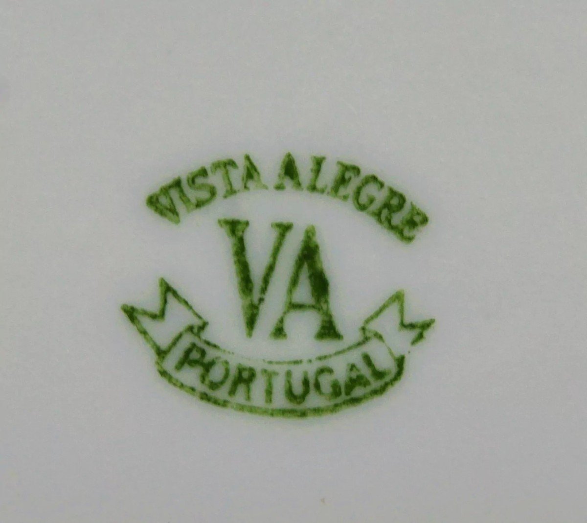 Porcelain Tableware From The Portuguese Brand Vista Alegre-photo-7