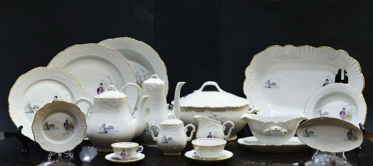 Porcelain Tableware From The Portuguese Brand Vista Alegre