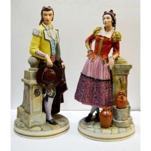 Pair Of Spanish Artistic Figures Goyesque Style - Fondation Des Guildes