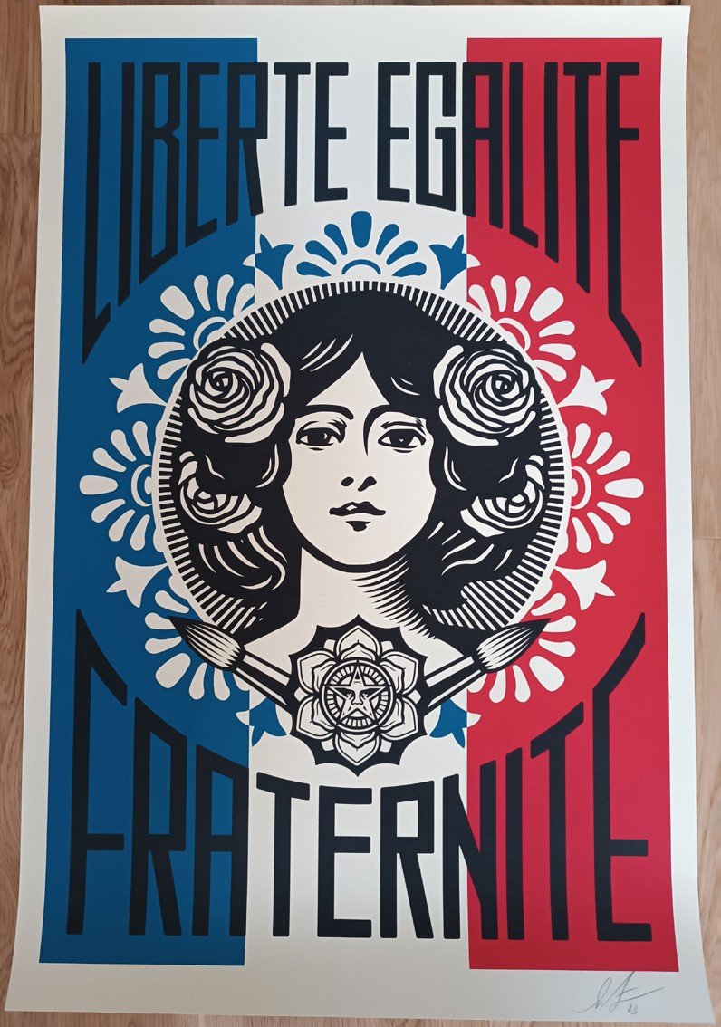 Sérigraphie Street Art "liberté Egalité Fraternité" - Signée Shepard Fairey, Obey