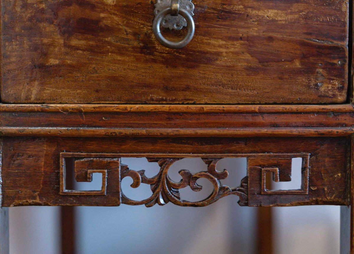 Antique Chinese Desk-photo-4