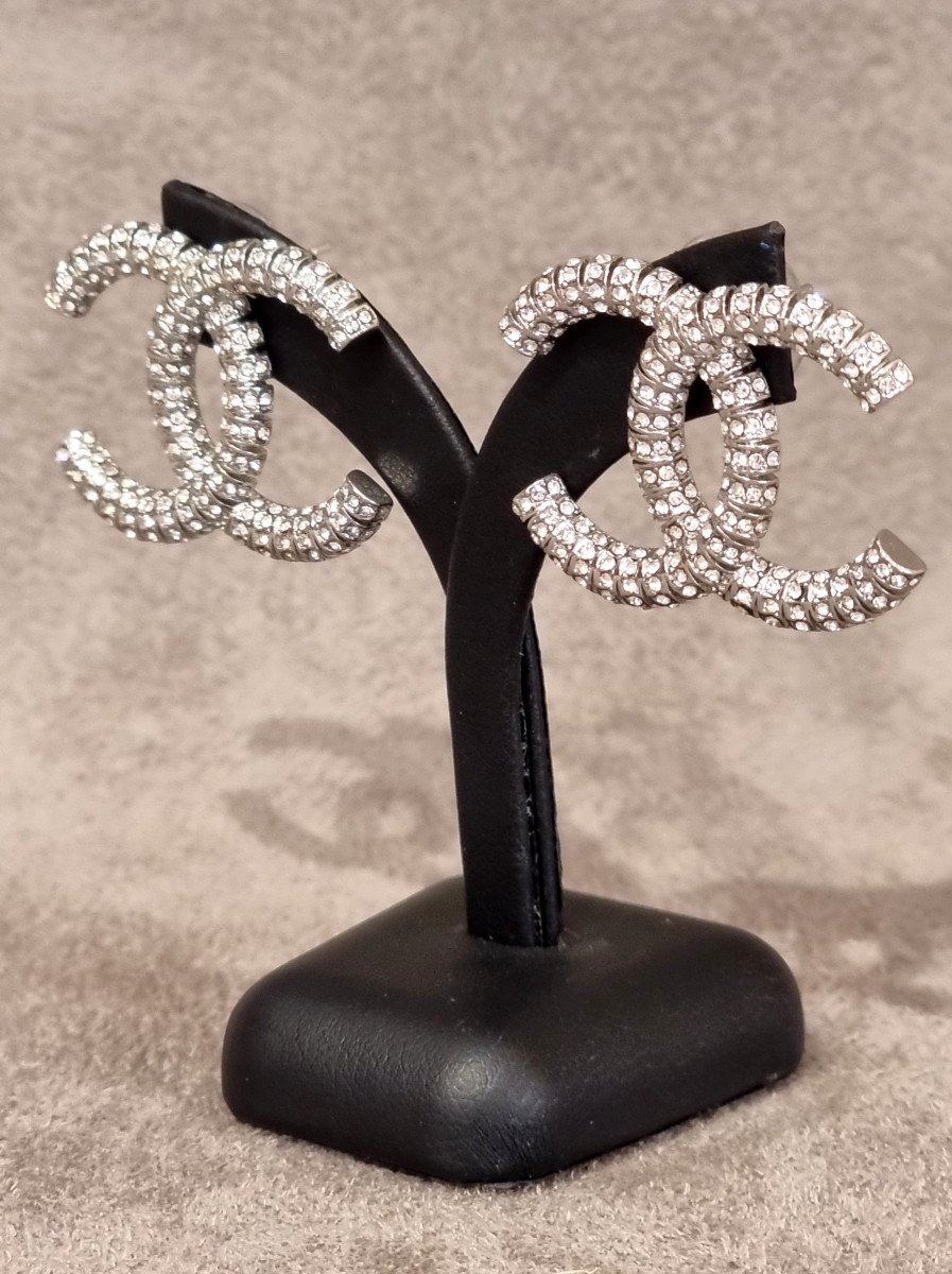 Chanel Pair Of Double Cc Crystal Earrings-photo-2