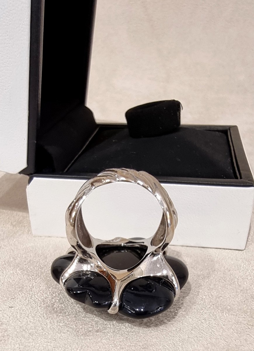 Chanel Bague Camélia Grand Modèle Or Blanc & Onyx-photo-4