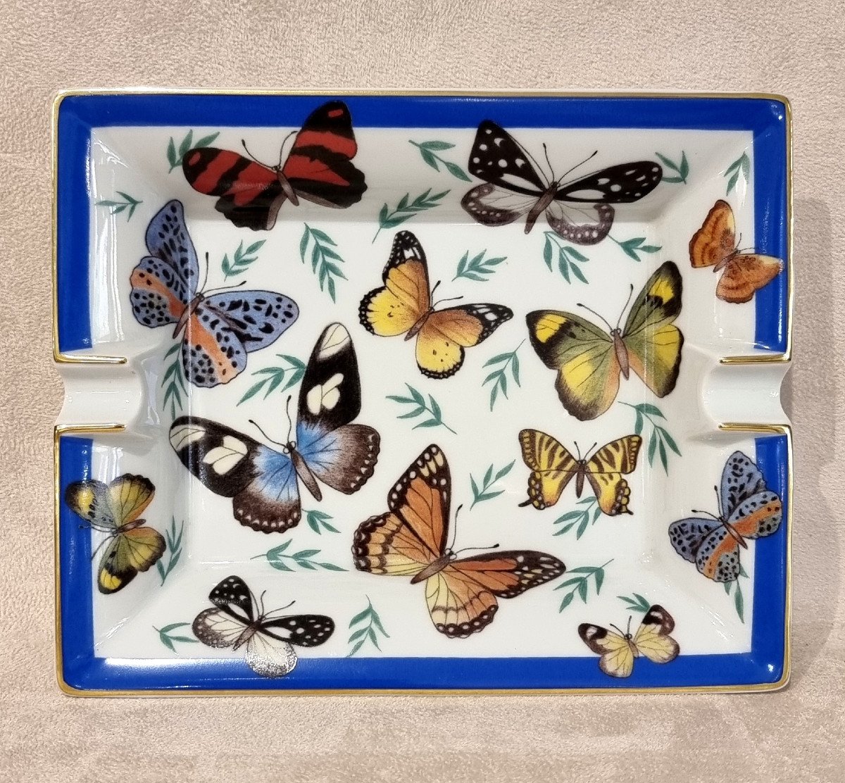 Hermès Empty Pockets Porcelain Ashtray Butterfly Model-photo-4