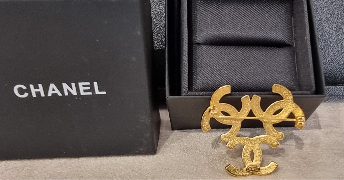 Chanel Double Cc Gold Brooch -photo-2