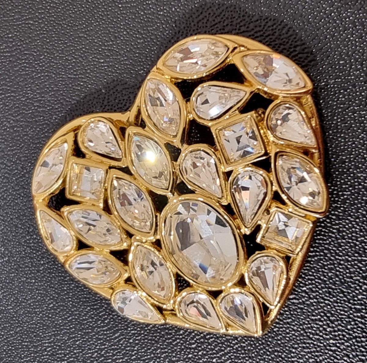 Ysl Yves Saint Laurent Aphrodite Model Heart Brooch Gold & Crystal-photo-2