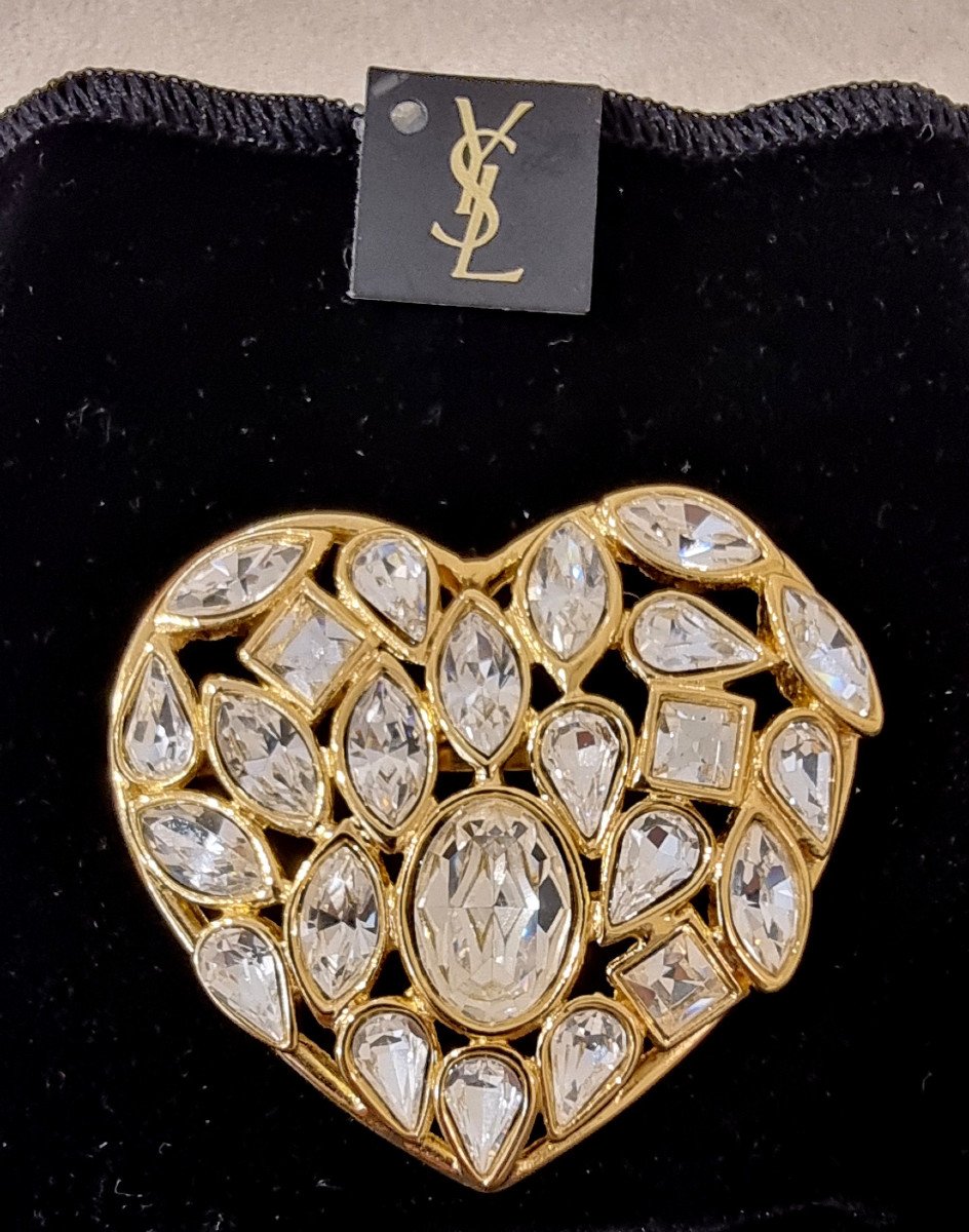 Ysl Yves Saint Laurent Aphrodite Model Heart Brooch Gold & Crystal