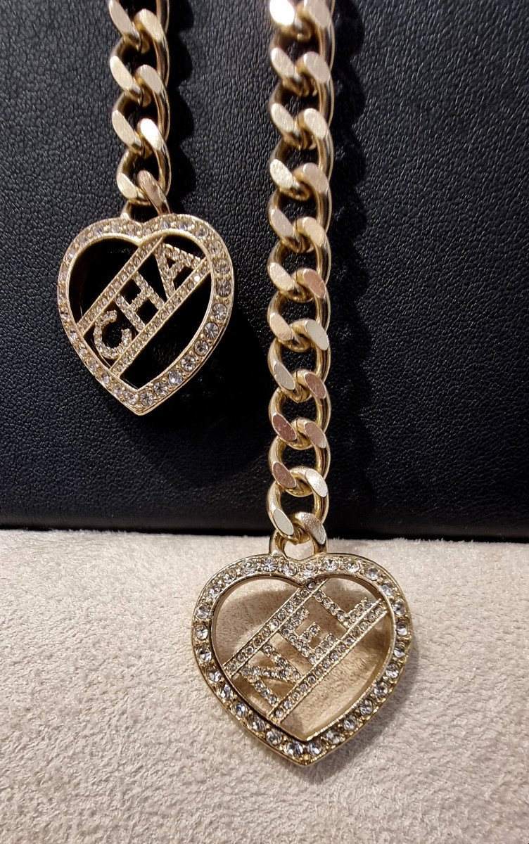 Chanel 2 Heart Crystal & Gold Metal Necklace-photo-4