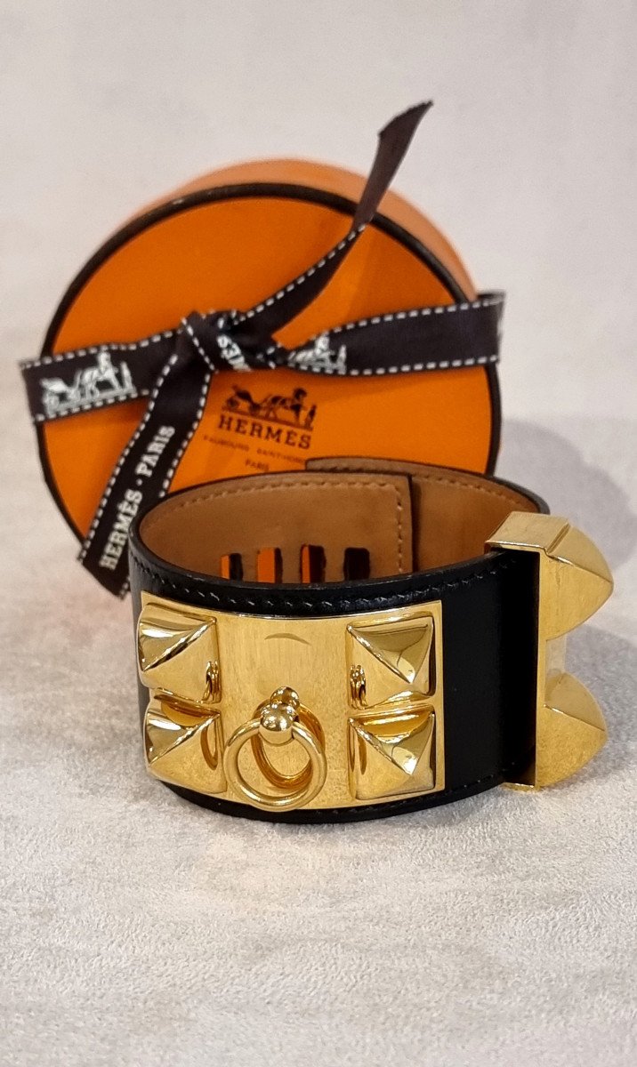 Hermès Gold Plated And Black Leather Dog Collar Cuff Bracelet-photo-4