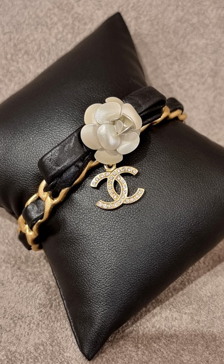 Chanel Bracelet Métal Doré, Cuir & Cristal