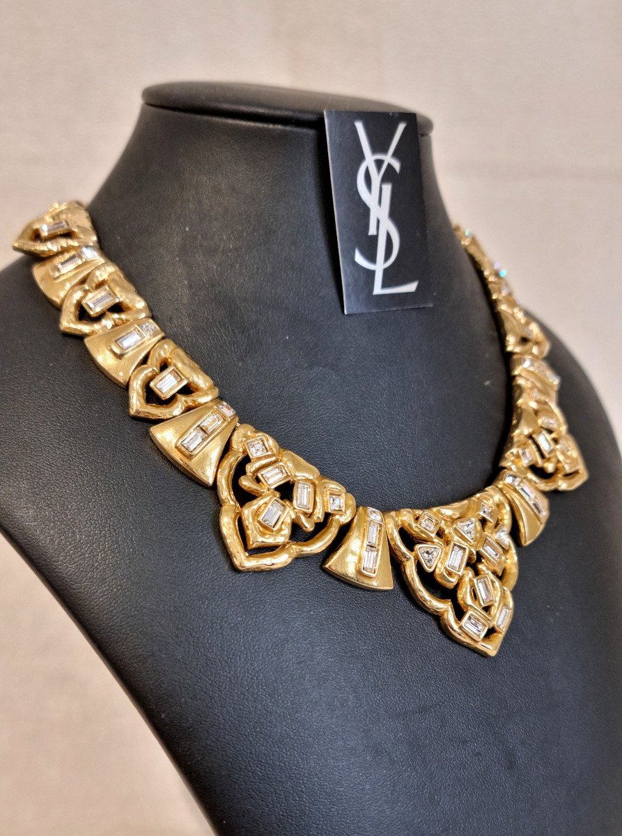 Ysl Yves Saint Laurent Gold Metal And Crystal Necklace-photo-3