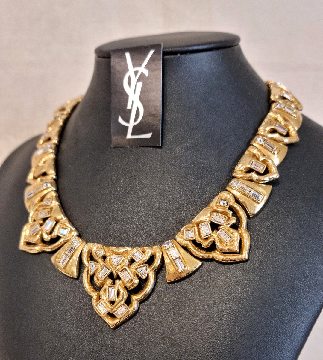 Ysl Yves Saint Laurent Gold Metal And Crystal Necklace-photo-4