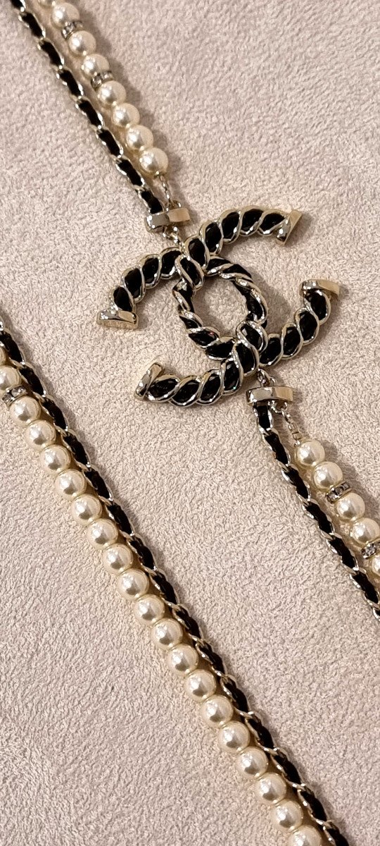 Chanel 2 Row Double Cc Pearl Glass Leather & Crystal Necklace -photo-4