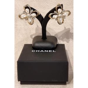 Chanel Pair Of Gold Metal Earrings With Pearly Glass Beads And Crystal