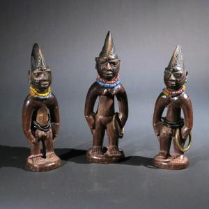 Triplet de statuettes Ibéji Yoruba