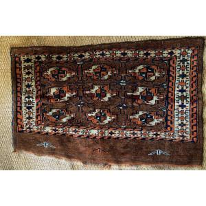 Early 20th Century Handmade Yomud Turkmen Carpet
