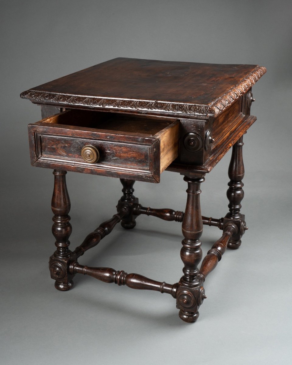 Small Walnut Table - Northern Italy - 16th Century-photo-2