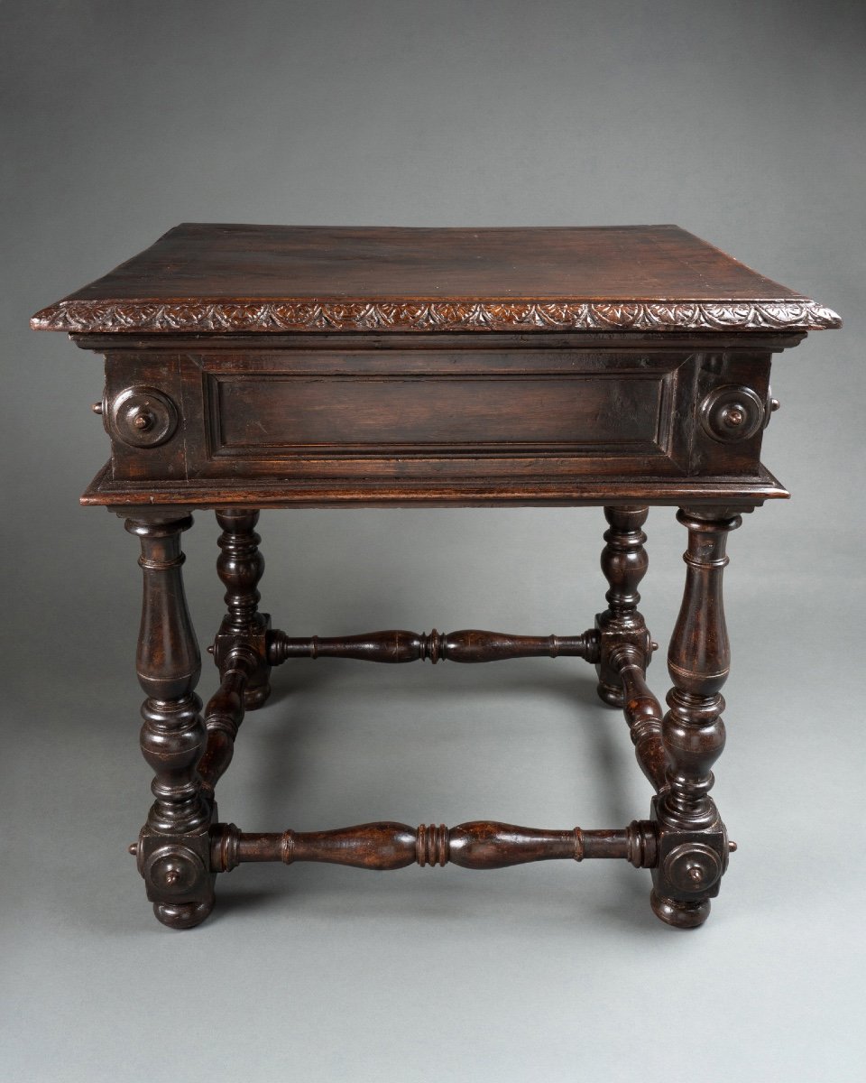 Small Walnut Table - Northern Italy - 16th Century-photo-1