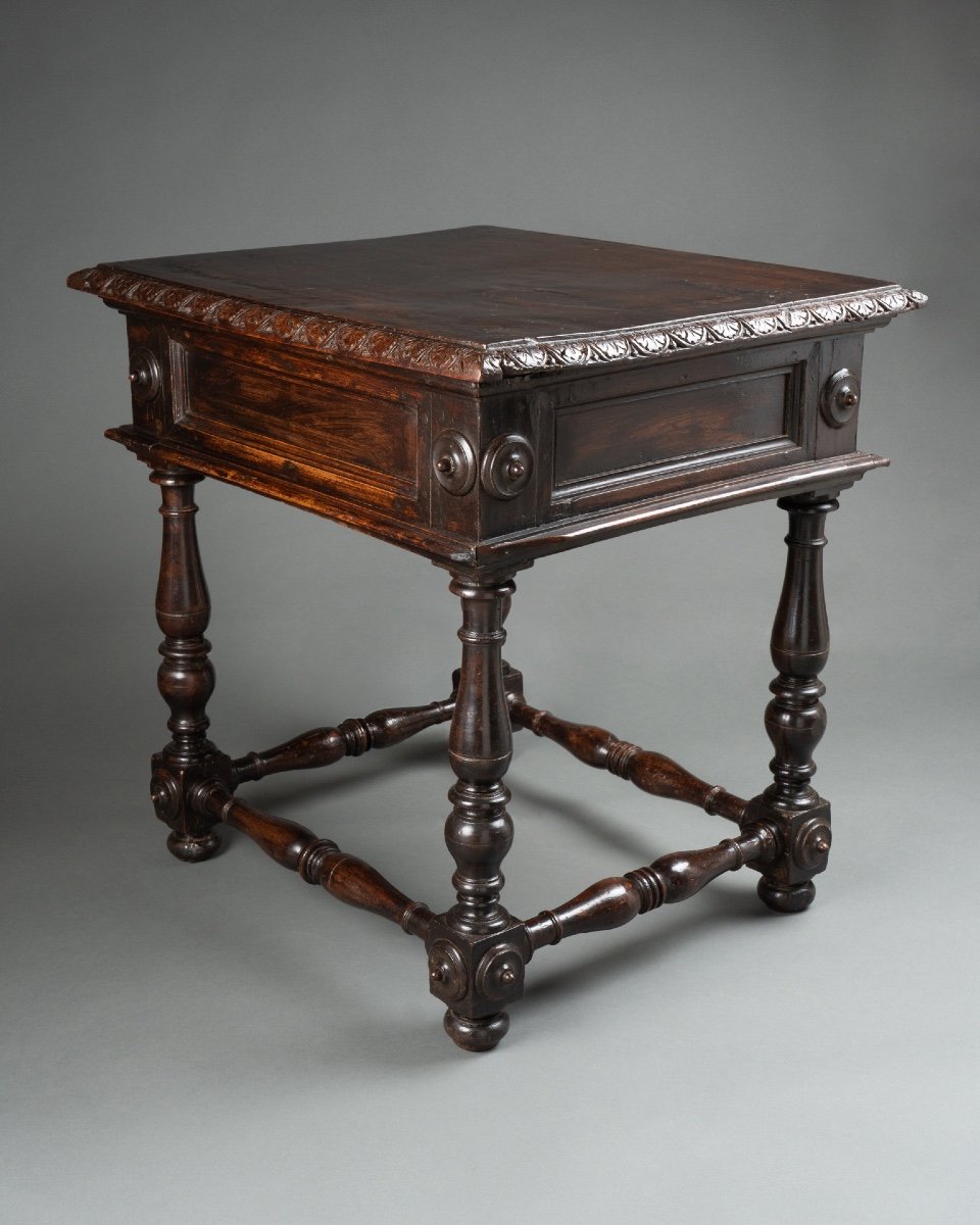 Small Walnut Table - Northern Italy - 16th Century-photo-3