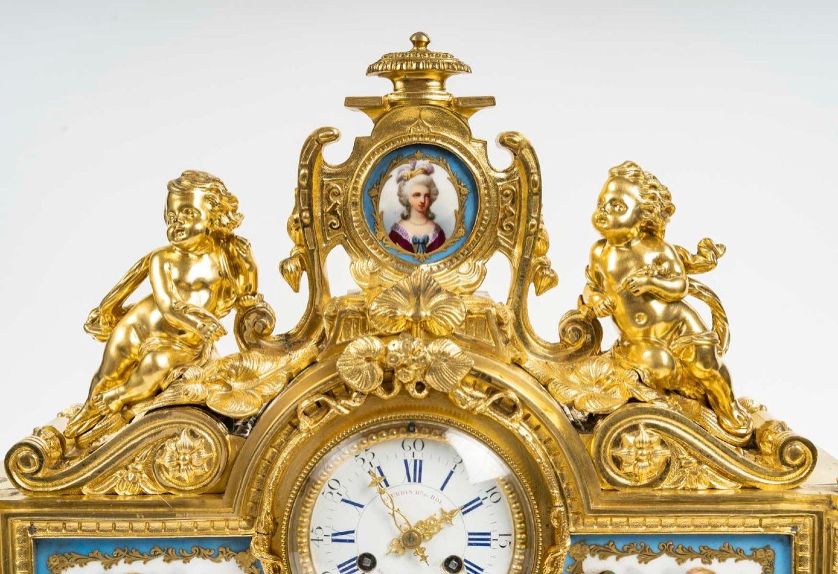 Bourdin, Horloger Du Roy - Restoration Period Clock In Gilt Bronze And Sèvres Porcelain-photo-2