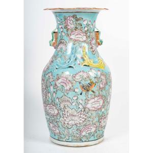 China (canton Porcelain) - Ornamental Vase With Dragon Lizards, 20th Century