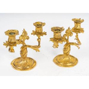  Bouts-de-table " Aux Feuillages Fleuris" En Bronze Doré De Style Louis XV . Circa 1880