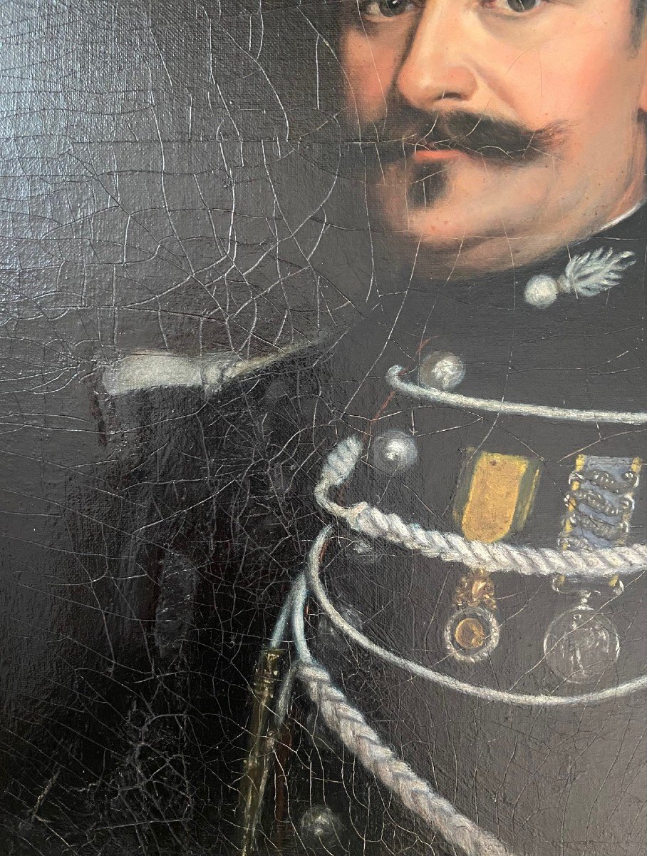 Portrait Of A Gendarme Officer, Signed Paul Lioté, Oil On Canvas, 19th Century-photo-3