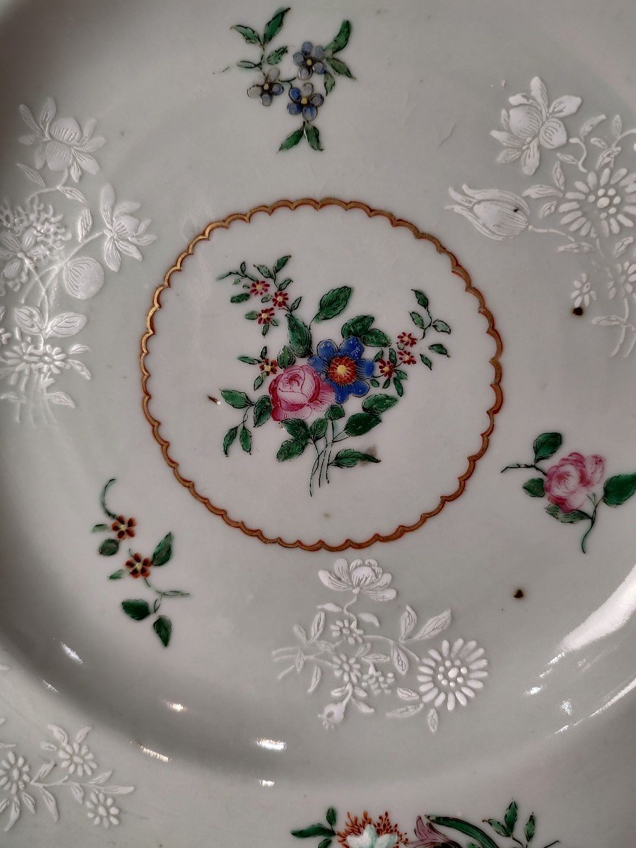 Chine De Commande - XVIIIe Siècle -  Assiette à Potage à Décor De Fleurs.-photo-2