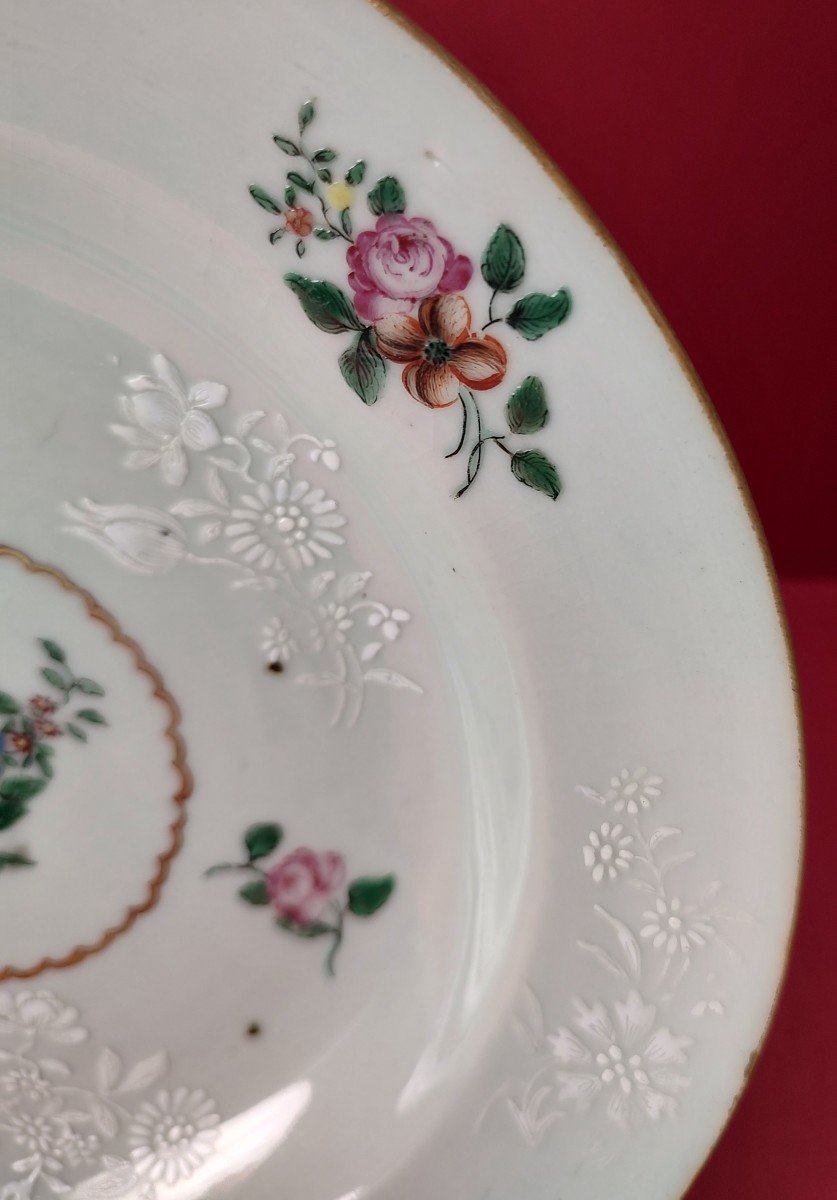 Chine De Commande - XVIIIe Siècle -  Assiette à Potage à Décor De Fleurs.-photo-3